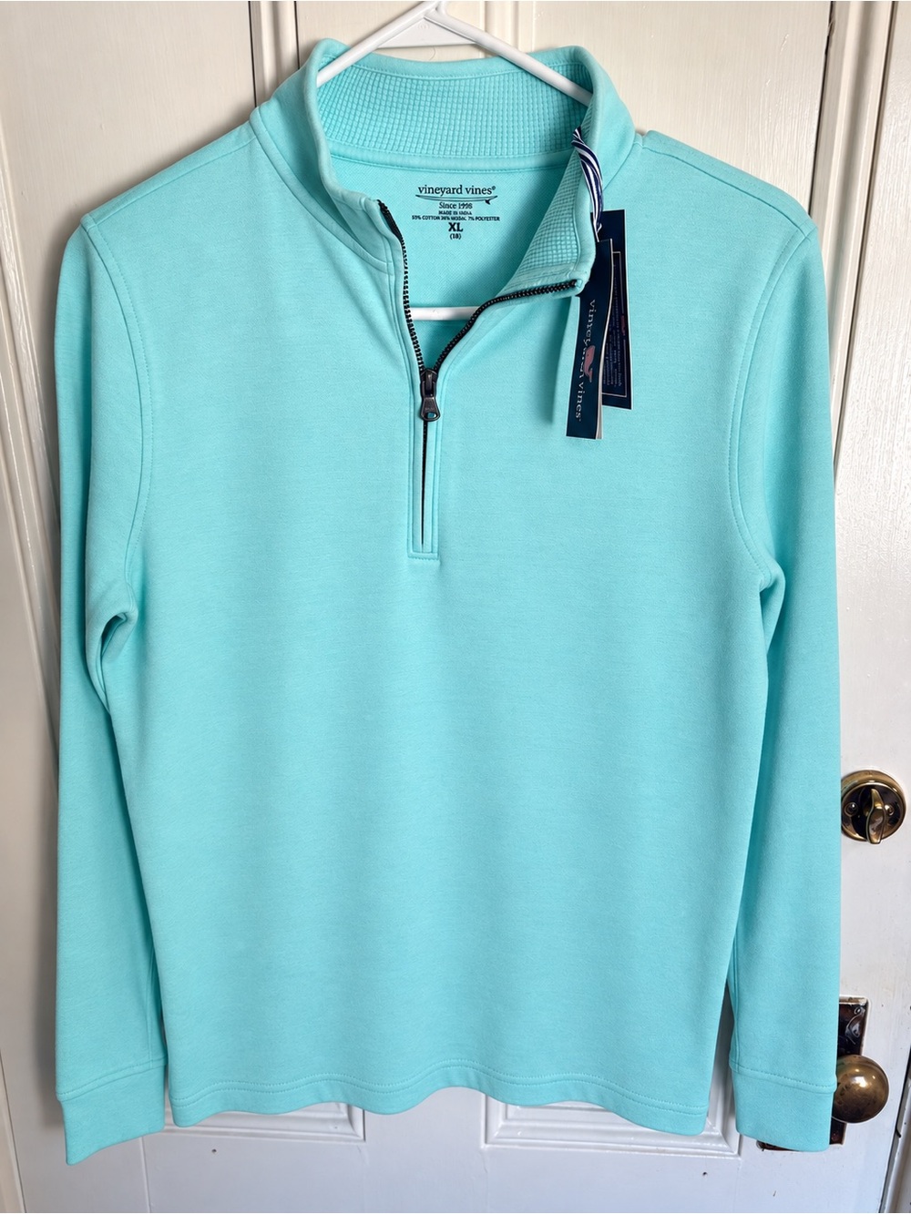 NWT Vineyard Vines Coastline Quarter Zip
XL Sea Splash Aqua $78